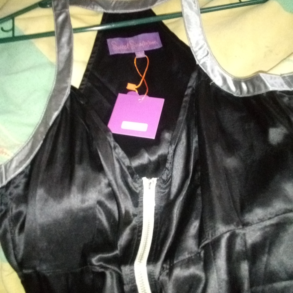 Graytrim Black Zip Down Dress